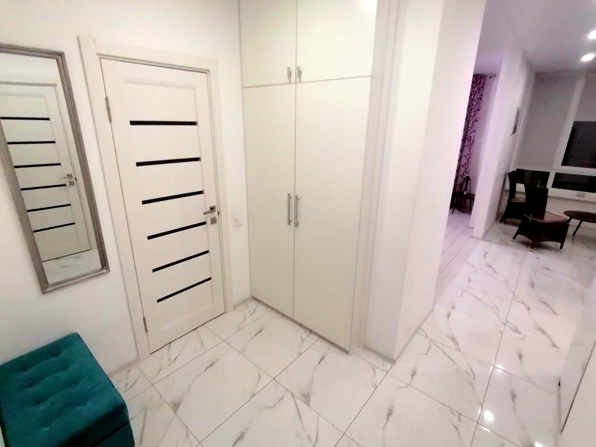Новобудова Сам Центр Жк "Семицвіт" Apartment Lviv Exterior photo
